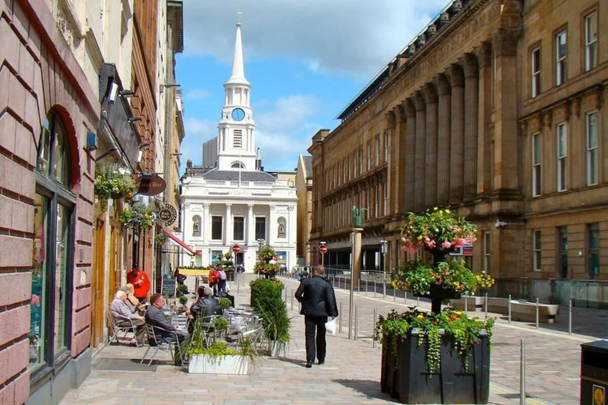 City Centre Apartment W Parking & Hyperoptic Wifi Glasgow Bagian luar foto