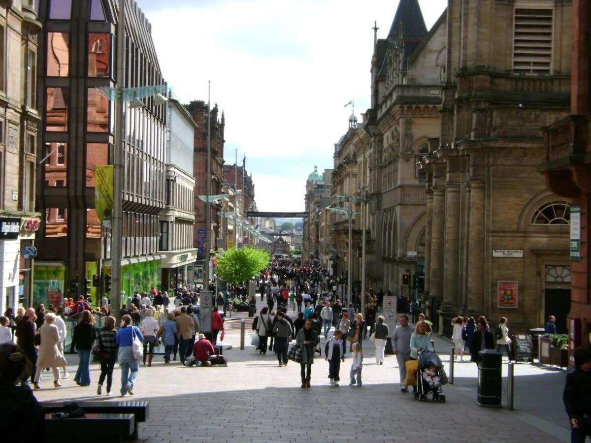 City Centre Apartment W Parking & Hyperoptic Wifi Glasgow Bagian luar foto