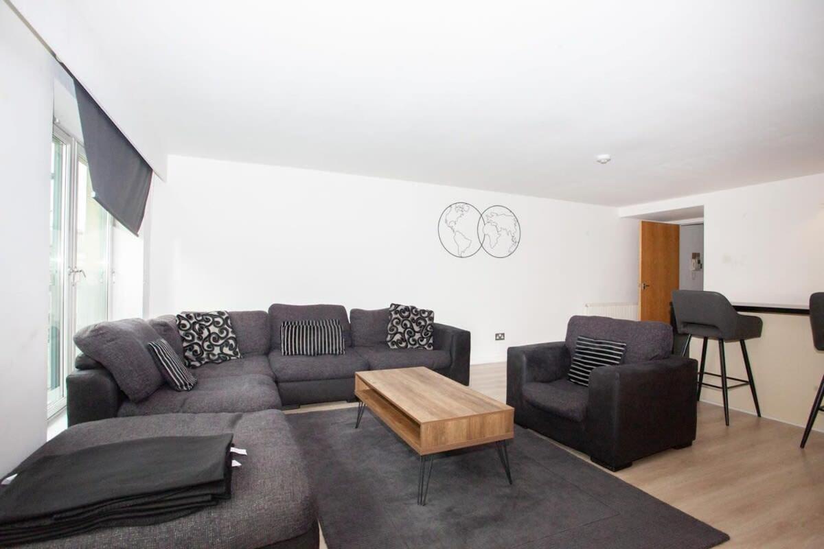 City Centre Apartment W Parking & Hyperoptic Wifi Glasgow Bagian luar foto